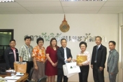 การมอบทุนของ บริษัท เบอร์ลี่ ยุคเกอร์ จำกัด(มหาชน)